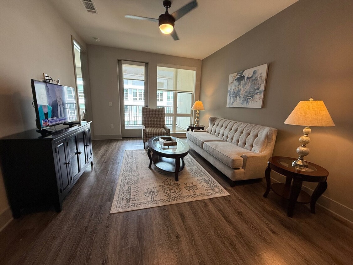 Foto principal - 3699 Lenox Rd NE