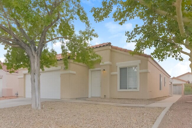 Foto del edificio - 705 Orchid Tree Ln