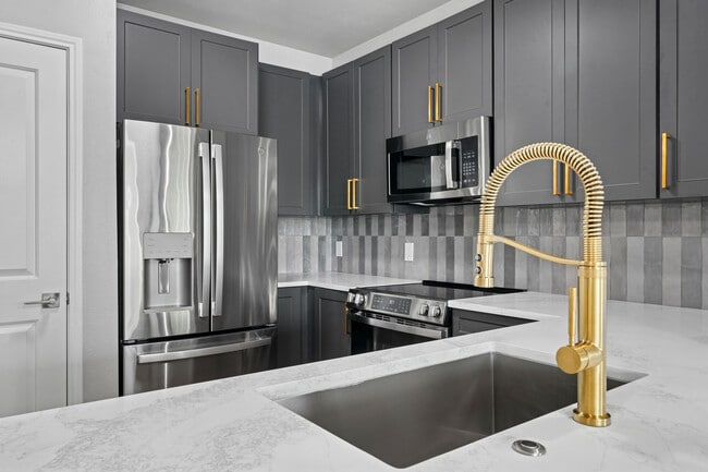 Building Photo - Whitmore