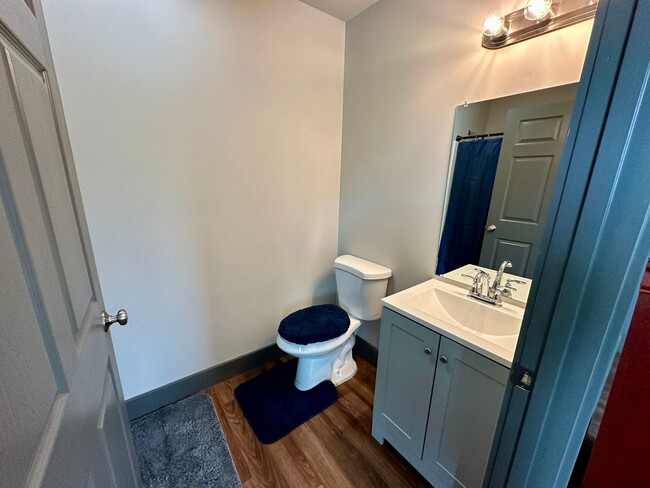 Building Photo - New Construction-Fully Furnished & Utiliti...