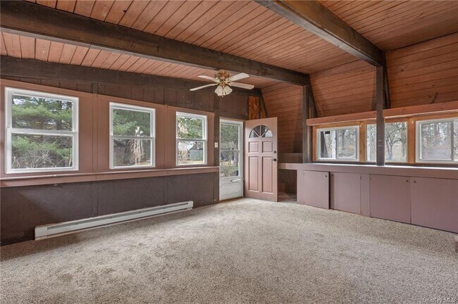 Building Photo - 288-308 Pine Hill Rd