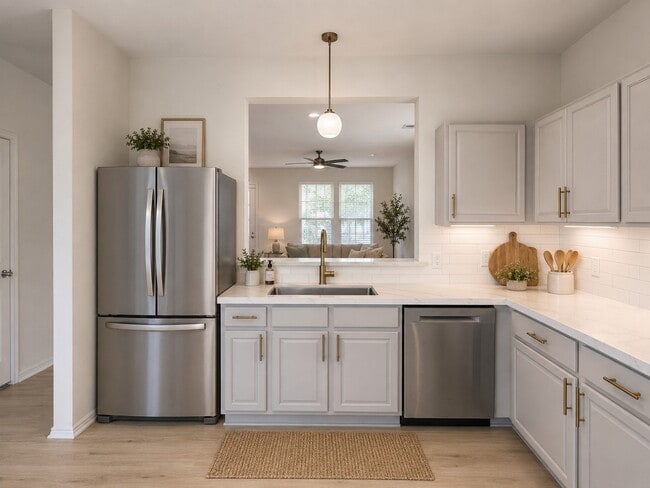 Building Photo - 29726 Sullivan Oaks Dr