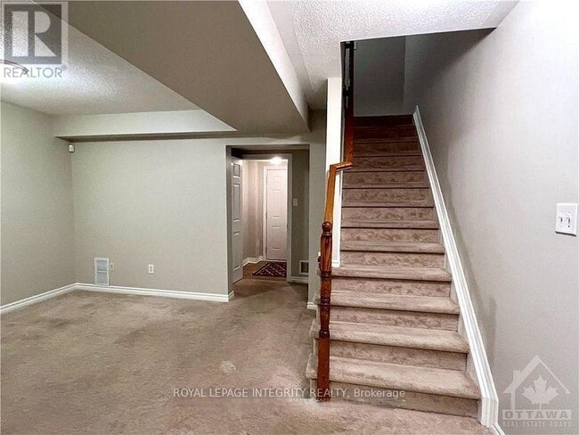 Building Photo - 3881 Strandherd Dr