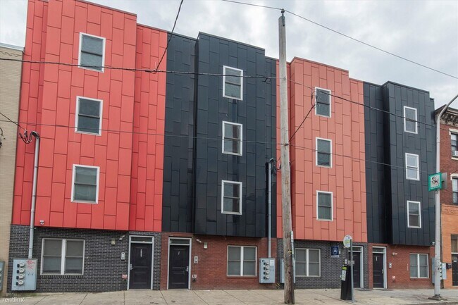 Foto del edificio - 6 br, 6 bath Triplex - 1710 CECIL B MOORE ...