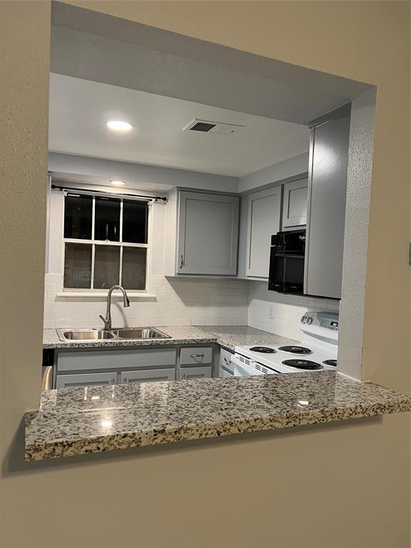 Foto del edificio - 11710 Southlake Dr