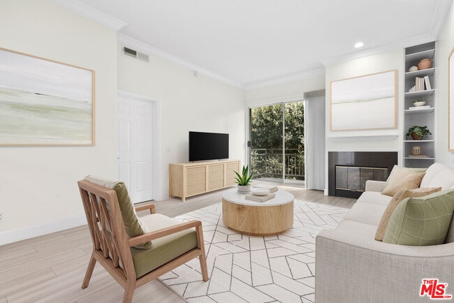 Building Photo - 1820 S Beverly Glen Blvd