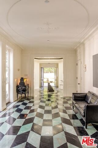 Foto del edificio - 809 N Hillcrest Rd