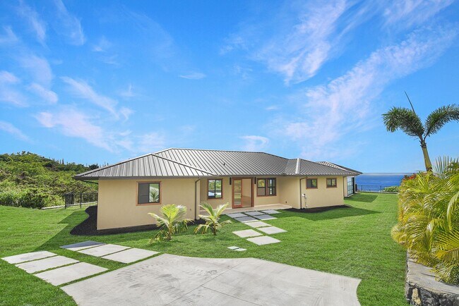 Foto del edificio - Stunning New Custom Home in Bayview Estates – Your Slice of Paradise