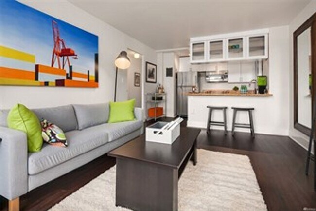 Building Photo - Highly desirable Decatur building.  Live i...