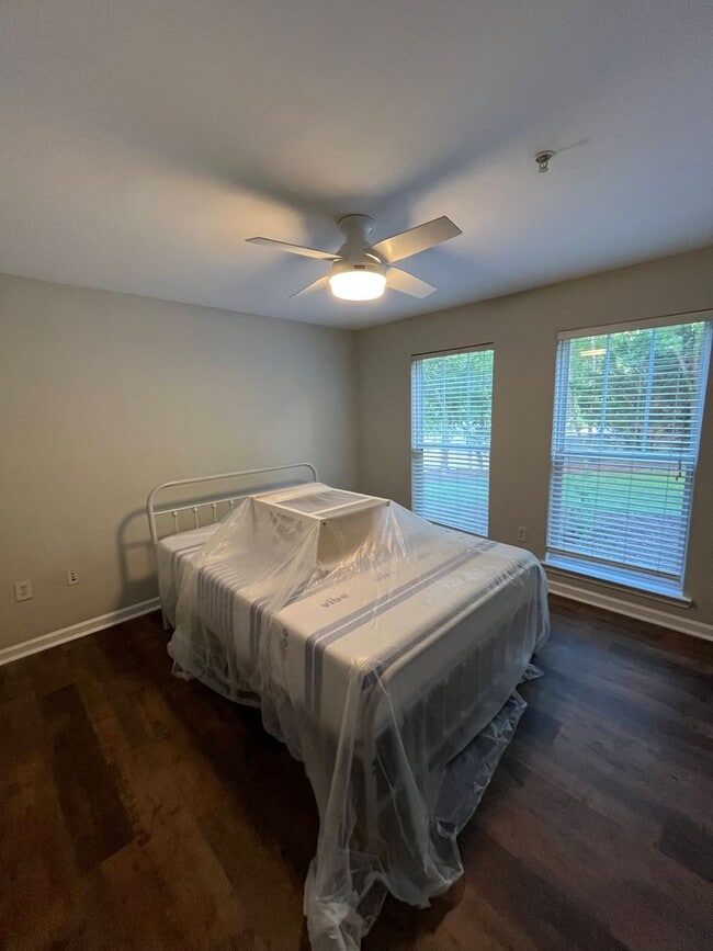 Foto del edificio - 14-1416 Romak