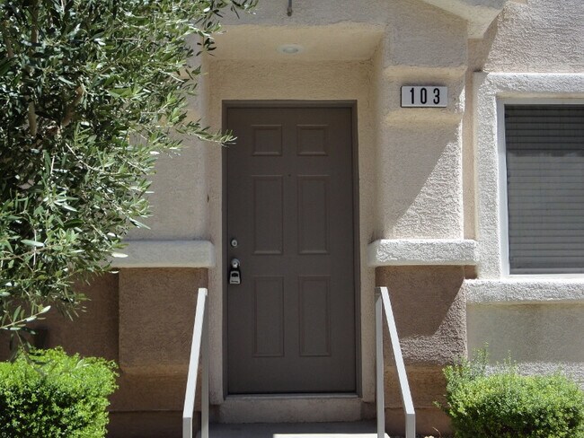 Building Photo - 6448 E Elwood Mead Ave