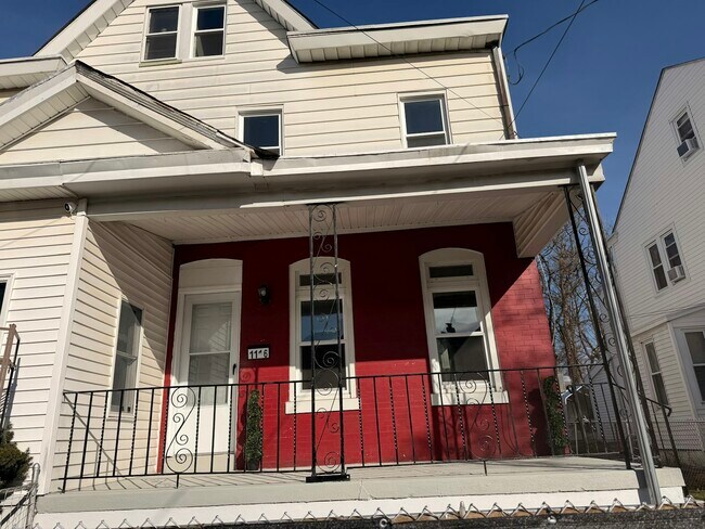 Foto del edificio - 1116 William St