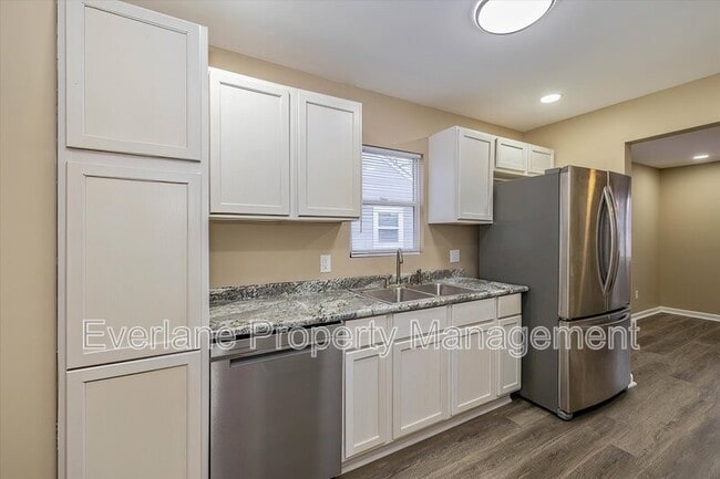 Foto del edificio - 1609 N Outer Dr