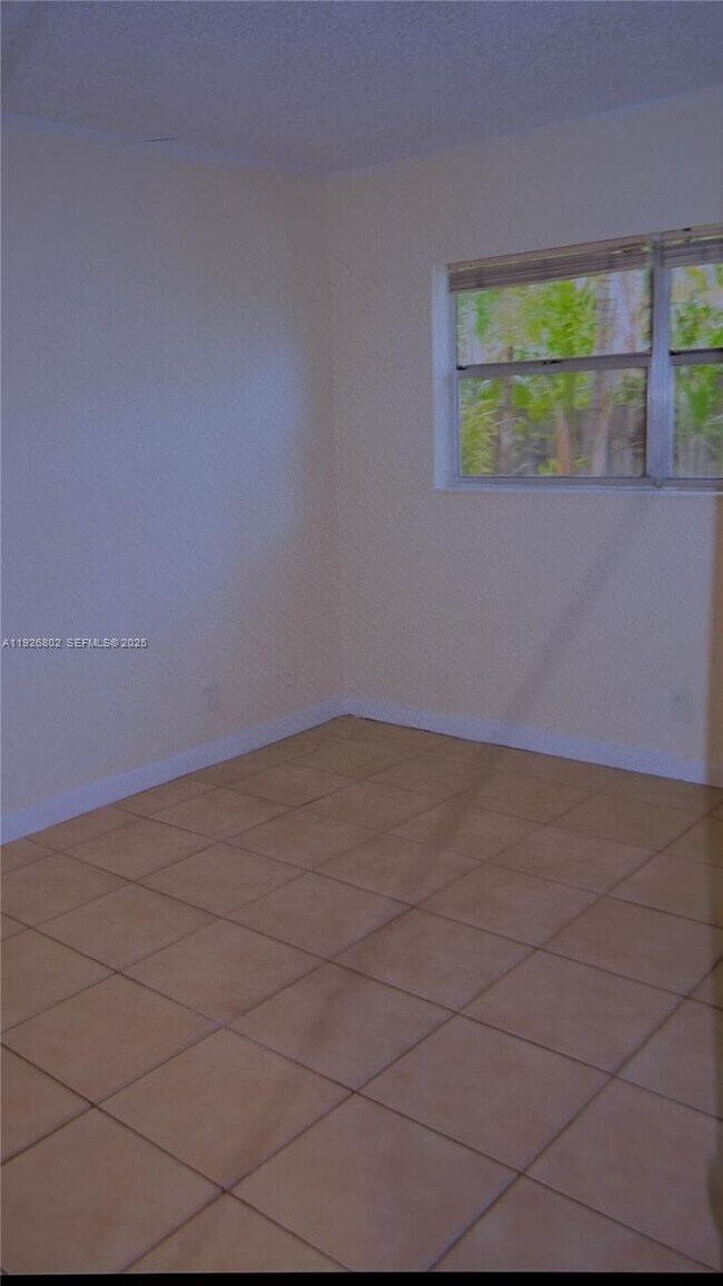 Foto del edificio - 274 SW 9th St