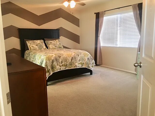 Foto del edificio - 2329 Driftwood Dr