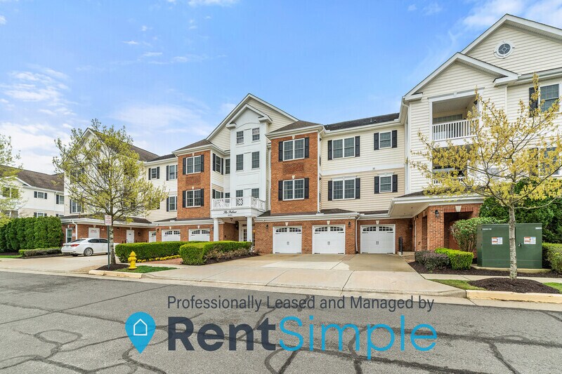 15251 Royal Crest Dr Unit 307, Gainesville, VA 20155 Condo for Rent