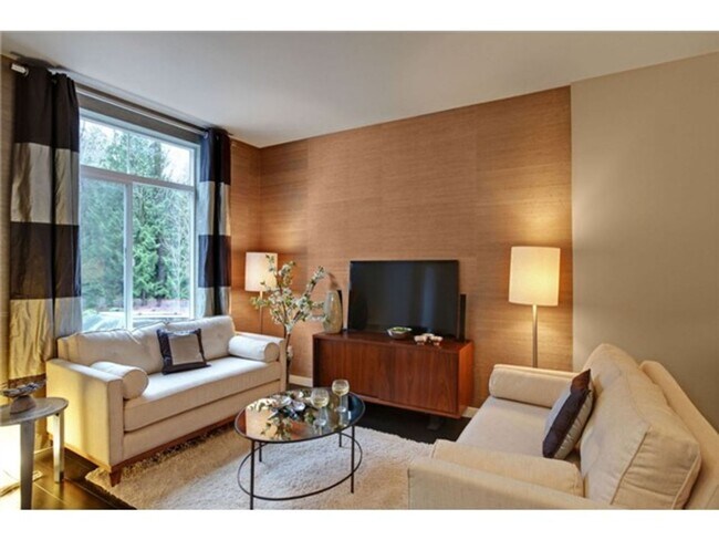Foto del edificio - Bright & Spacious 2bed/2.5bath Townhome in Issaquah!