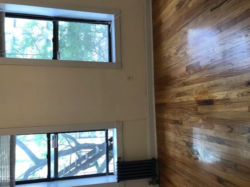 Foto principal - 488 E 74th St