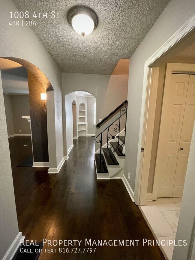 Foto del edificio - 1008 S 4 St