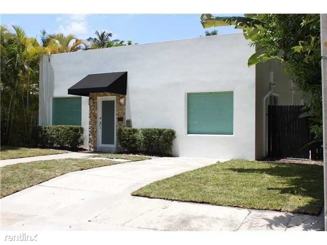 Building Photo - 1771 S Bayshore Ln