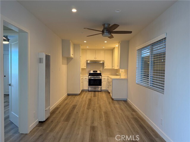 Foto del edificio - 657 W 24th St