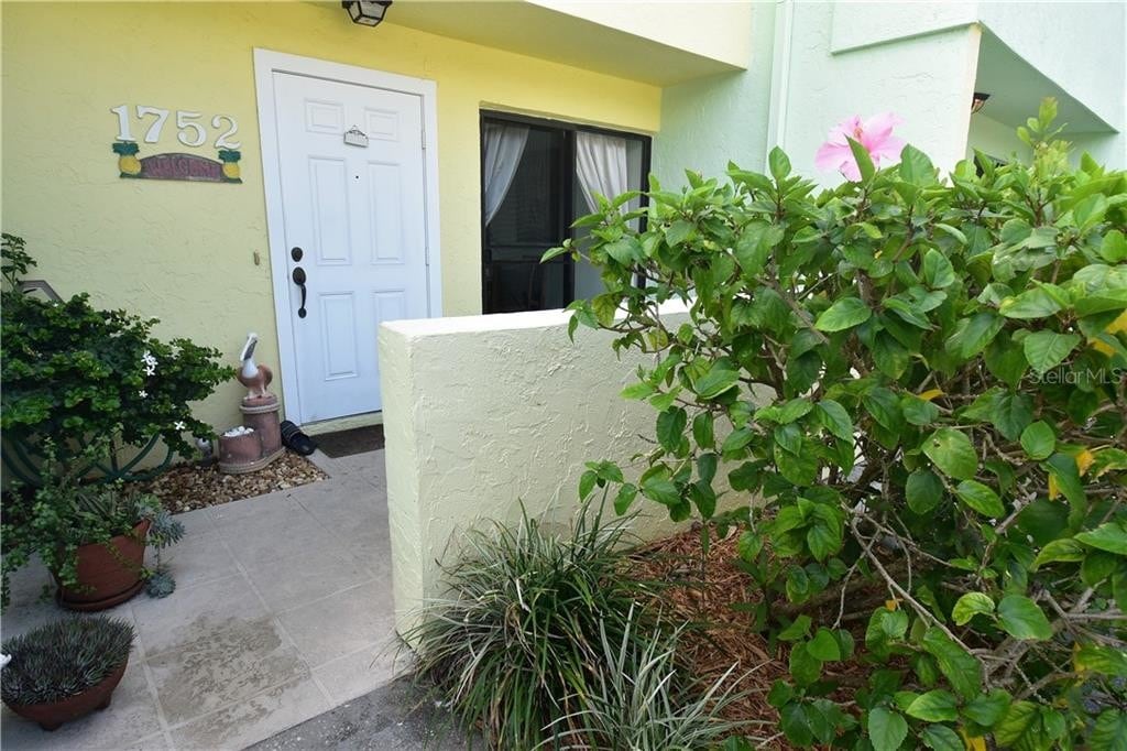 1752 Stickney Point Rd Unit 102, Sarasota, FL 34231 Condo for Rent in