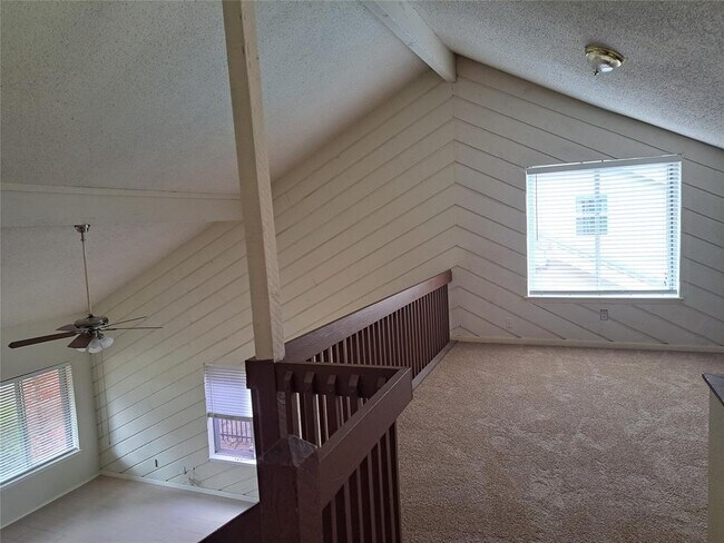 Building Photo - 12714 Palm Desert Ln