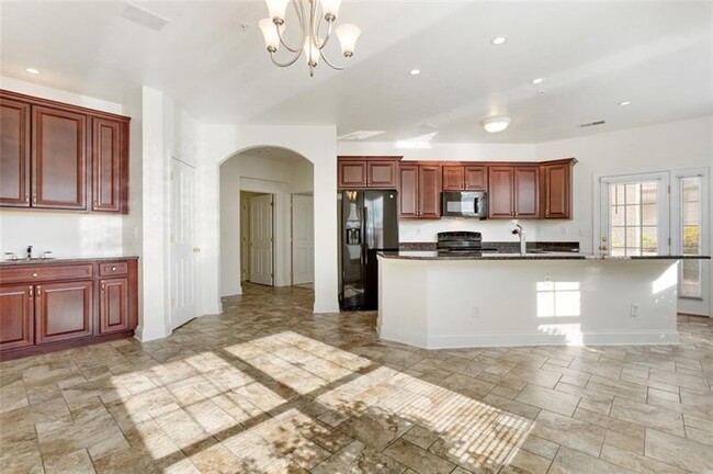 Foto del edificio - 216 Adams Pointe Blvd