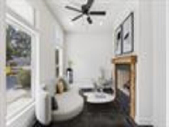 Building Photo - 2060 Carr Ave