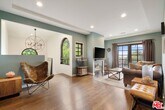 Foto principal - 816 Hyperion Ave