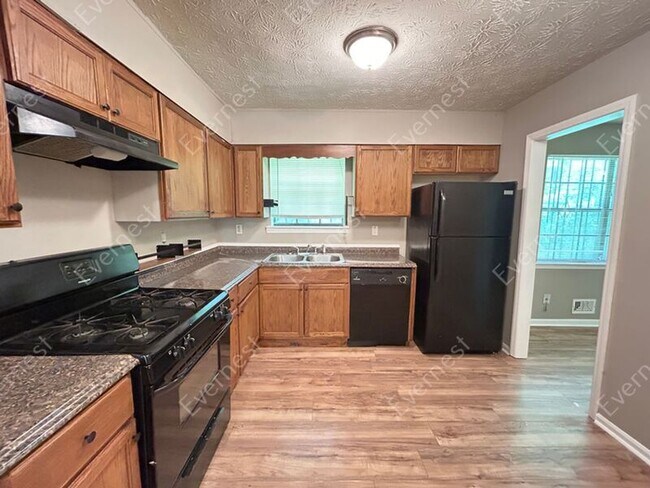 Building Photo - 7362 Penland Dr