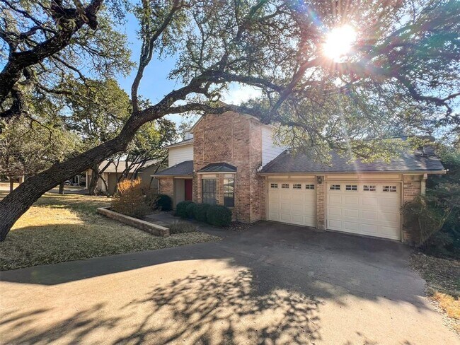 Foto del edificio - 6005 Danwood Dr