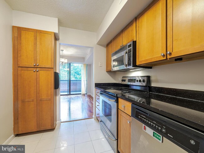 Building Photo - 2230 George C Marshall Dr