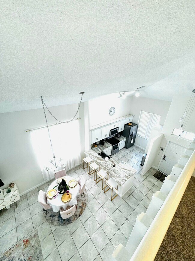 Building Photo - 6752 Green Island Cir