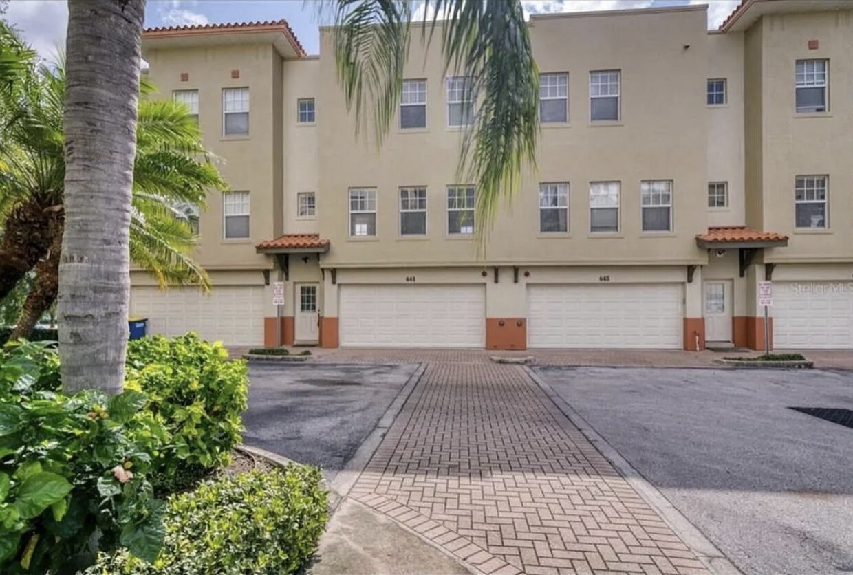 Photo - 641 Siren Wind Ln (Clearwater, FL)