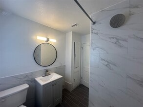 Building Photo - 3444 Blodgett St