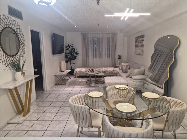 Foto del edificio - 201 180th Dr