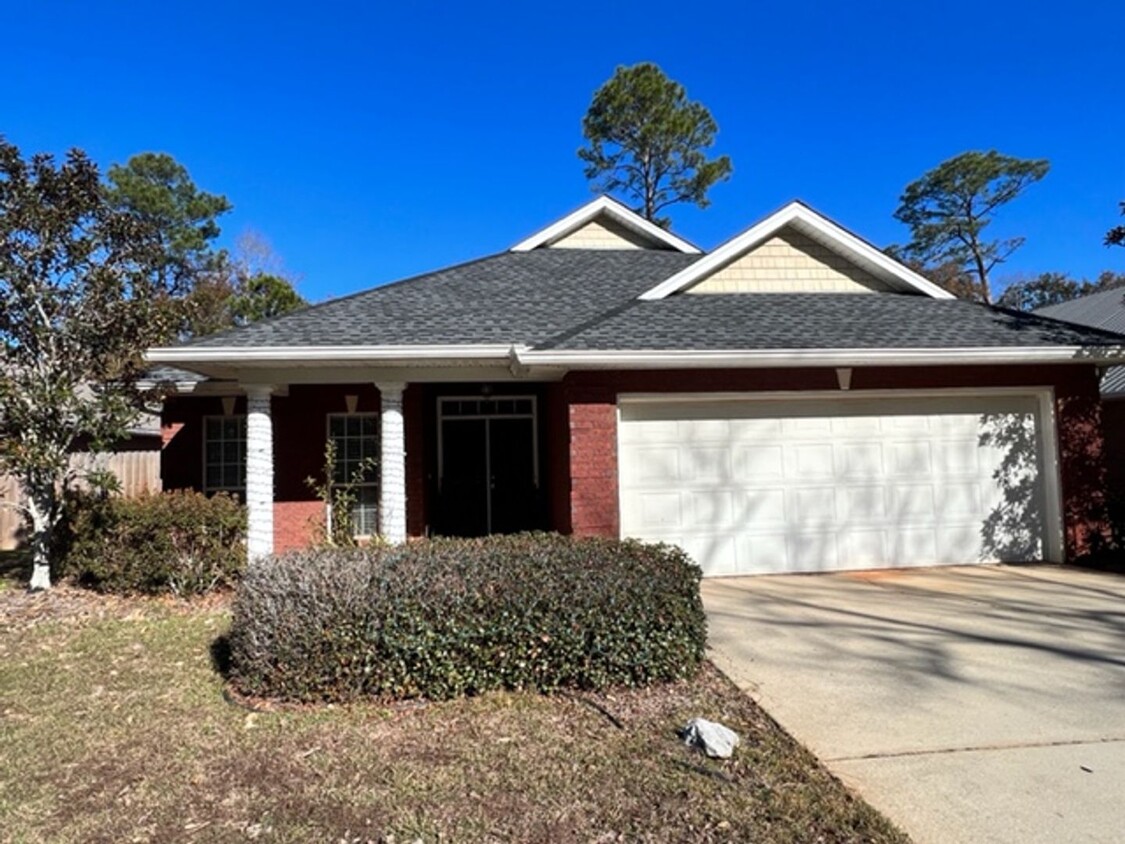 Foto del edificio - Walking Distance to Gulf Shores School!