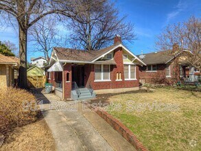 Building Photo - 2212 Nelson Ave