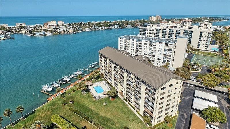 Foto principal - 650 Island Way