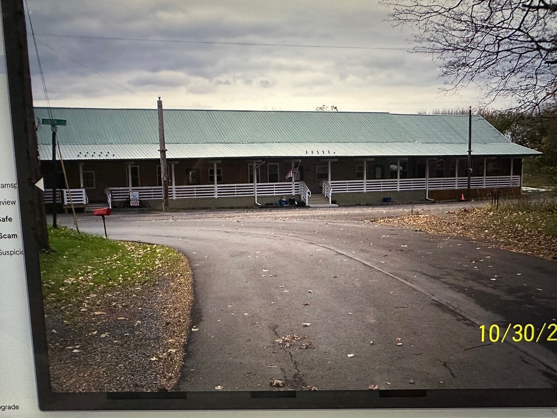 Foto principal - 8385 Geneva St