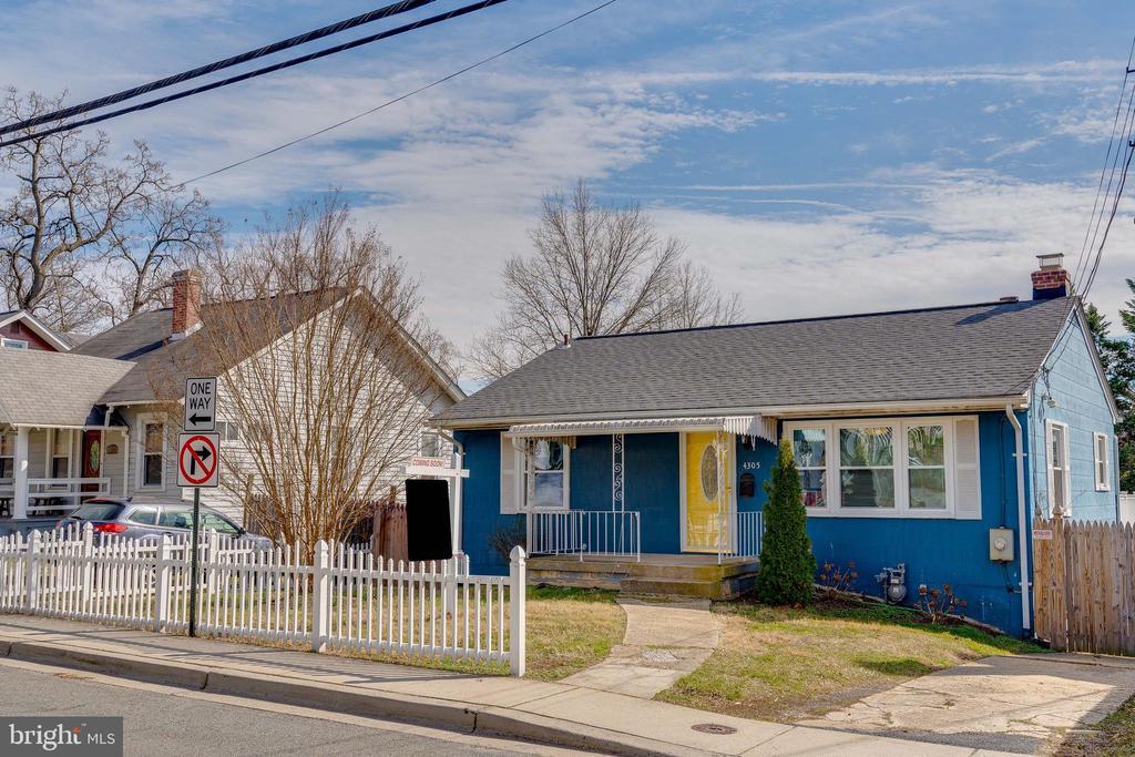 Foto principal - 4305 Oglethorpe St
