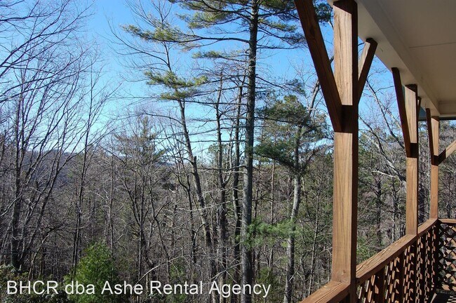 Building Photo - 3 br, 2 bath House - 331 Idlewild Mountain...