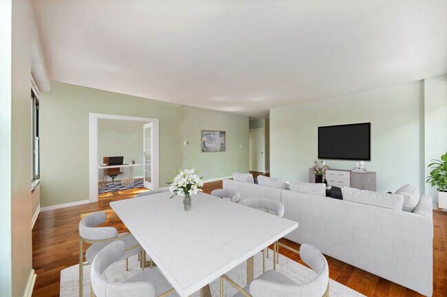 Foto del edificio - 2970 N Lake Shore Dr