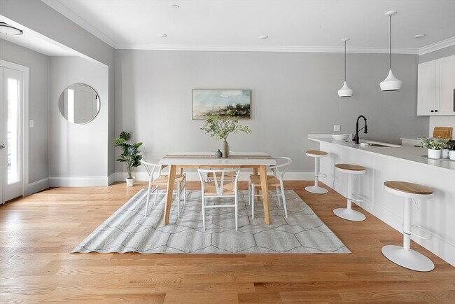 Building Photo - 31 Boardman St