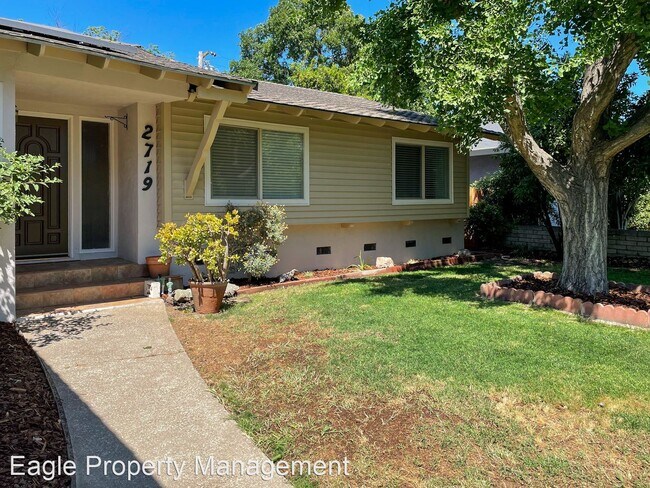 Foto del edificio - 3 br, 2 bath House - 2719 Hazelwood Ave