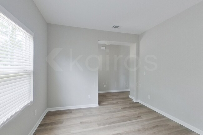 Building Photo - 141 Williams Ln