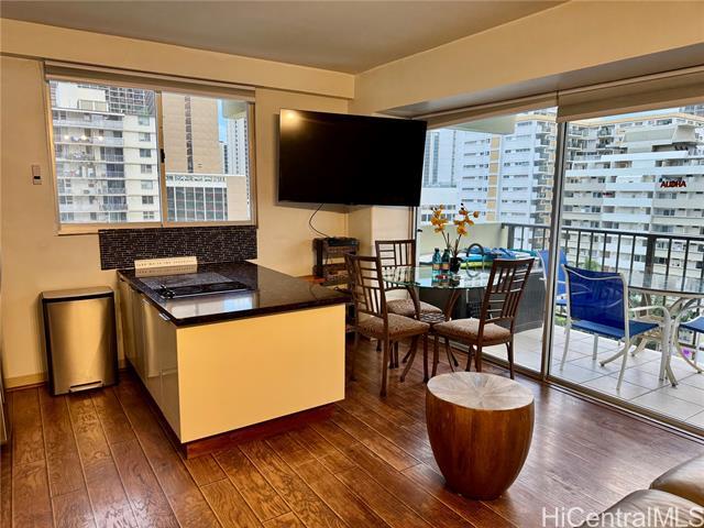 Foto del edificio - 2440 Kuhio Ave.