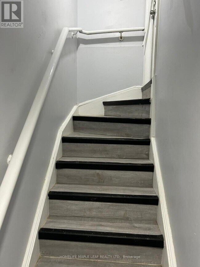 Building Photo - 1 Grape Trail