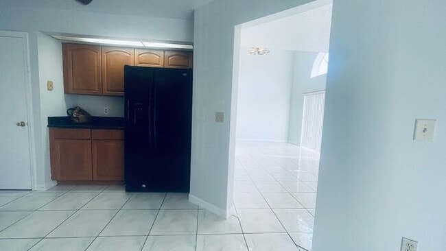Building Photo - 202 Coral Reef Cir